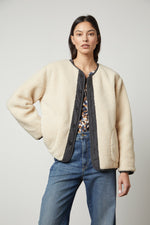 Load image into Gallery viewer, Marissa Reversible Quilted Jacket in Navy
