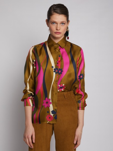 Irina Silk Shirt in Camel Serpentina Print