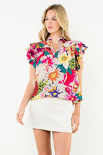 Load image into Gallery viewer, Flutter Sleeve Floral Top in Fuchsia
