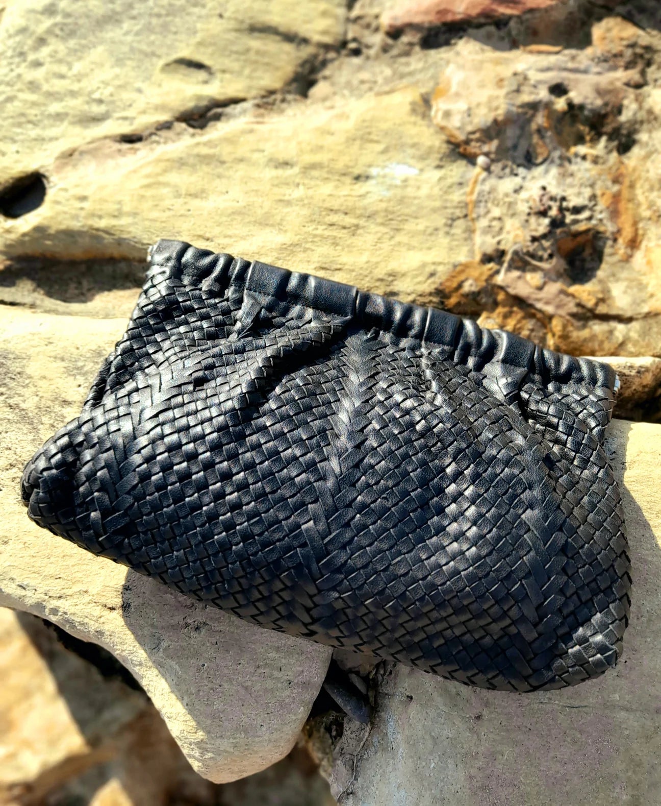 Lissa Clutch in Black