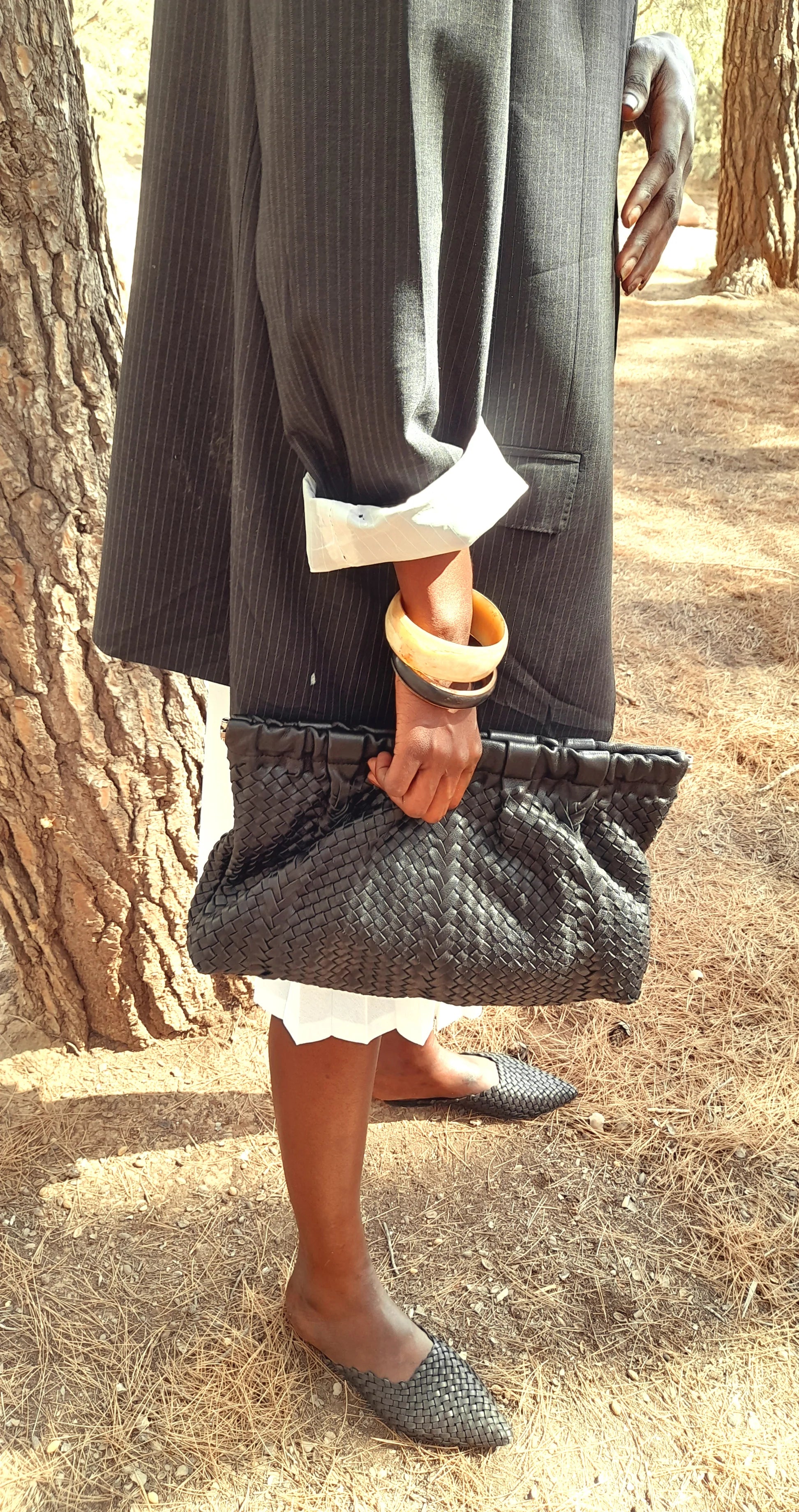 Lissa Clutch in Black