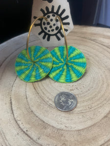 Medium Iraca Sol Disk Hoop Earrings in Turquoise/Green