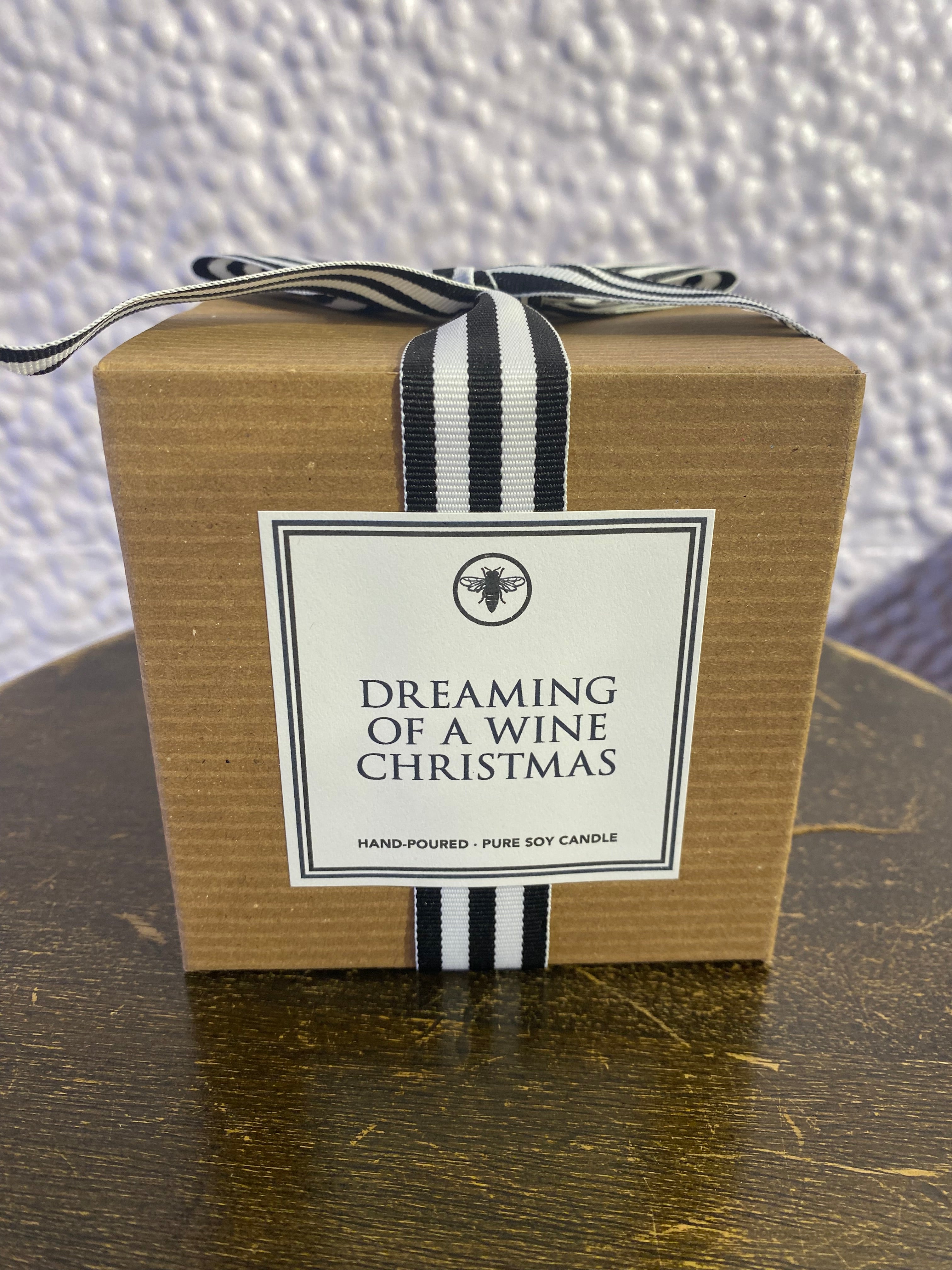 Dreaming of a Wine Christmas Candle in Currant, Cassis & Rose