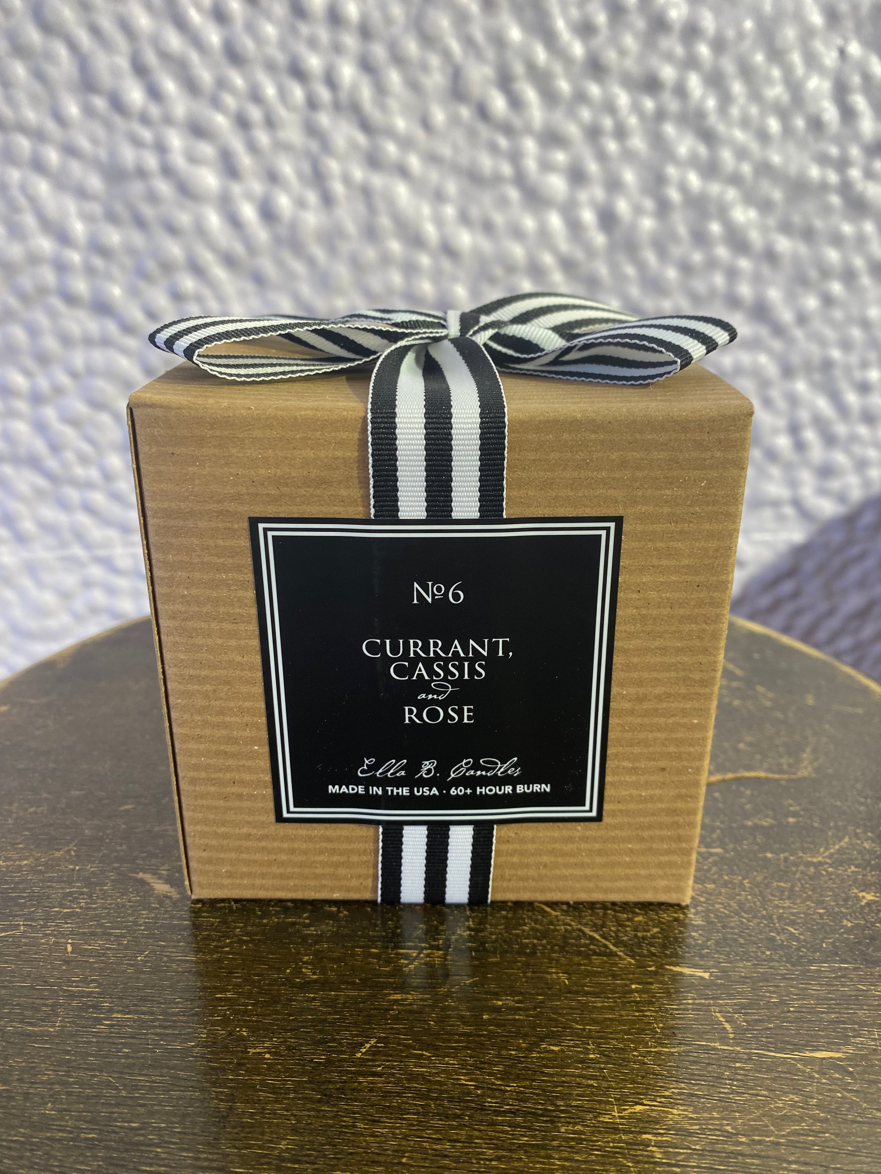 Dreaming of a Wine Christmas Candle in Currant, Cassis & Rose